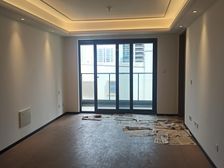 万科东潮之滨4室2厅2卫南朝向350.0万元/套出售