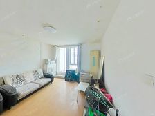 复式带阁楼,送露台,使用面积大,诚售价可谈,位置好,