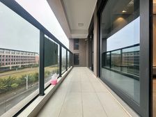 数8旁 必看精装洋房 金科美的原上 正规3房双卫 拎包入住