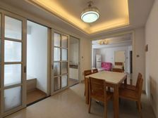 东海椰苑 80.4平两房两卫 精装修 安静不临街 急售47