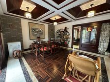 绿地香颂豪装叠墅,可做5房,改造面积大,有露台,送院子,急售