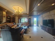 坡岭顿大独栋,小区中间位置,位置开阔,住家舒适