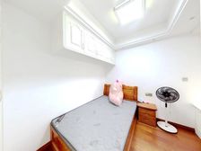 楼层好,户型方正,小区人车分流,绿化高