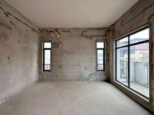 庆隆南山国际社区云溪苑,清水大平层,带超大露台,环境舒适