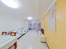 史家胡同仓板楼东西两居,A区密度低,环境好,能停车,楼比较新