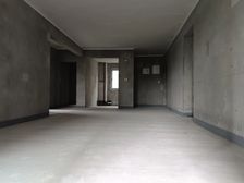 南岸区 铂悦澜庭 四房 210万