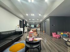 南岸区 铂悦澜庭 四房 228万