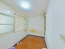 内环内 大木桥4.12号 中层朝南带阳台 产权满五年 随时看