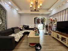 五一广场 香山福久源2期豪装3房 边户 单价5000出售