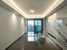 新上 两江四岸 南区C位 电梯房 近医院 商业配套成熟