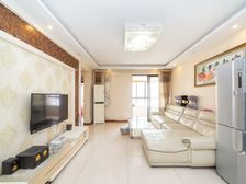 绿都万和城五区 3室2厅 精装修出售价格可谈