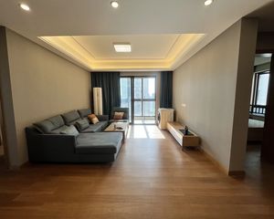 丰汇城4室2厅2卫南朝向345.0万元/套出售