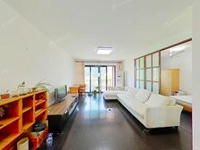 必看好房,品质小区,电梯中层飞机户型南北通,满五年