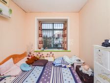 迎亭公寓阁楼房,实用面积大,精装修