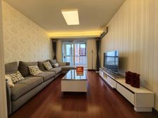 南北通透绿地·国际花都2室2厅精装修