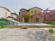 熙园,新上精装修样板间,南向客厅挑空,间距宽敞视野好,无遮挡