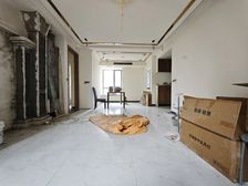 业主现在在外地工作 捡漏 捡漏 保利港湾国际 三房