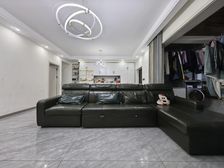 巴南区 荣盛滨江华府一期 四房 99万电梯入户