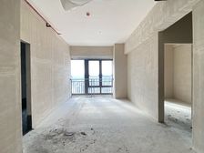 北滨路 恒大御龙天峰二房118万