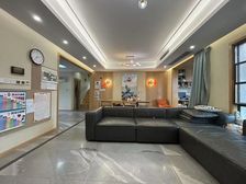 北滨路 次新纯洋房小区多露台坐北朝南 领包入住