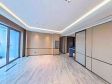 带2车位 195平4居 南北向豪华装修 拎包入住