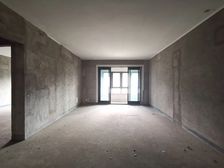 新上!业主急售 礼嘉品质改善板式洋房 近天街 门口轻轨站