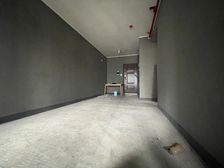 渝中区 融创白象街 二房