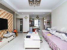 泉舜旁边|宝龙城市广场龙邸通透三居室|全明户型|业主诚心出售