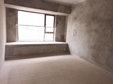 璞缇1号一期4室2厅2卫南朝向93.8万元/套出售