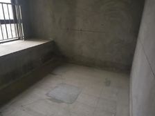 璞缇1号二期3室2厅2卫南朝向73.0万元/套出售