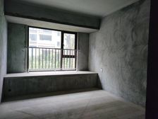 璞缇1号一期4室2厅2卫南朝向180.0万元/套出售