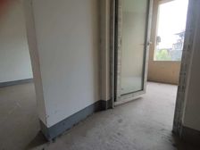 中央公园四组团4室2厅2卫东朝向99.8万元/套出售