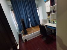 金凤新城4室2厅2卫东北朝向47.0万元/套出售