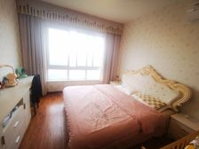 华盛盛世桃源3室2厅1卫东朝向43.0万元/套出售