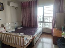 华盛盛世桃源4室2厅2卫南朝向57.0万元/套出售