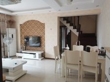 圣天湖东岸3室2厅2卫南朝向63.0万元/套出售