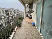 凤都苑3室2厅2卫南朝向17.8万元/套出售