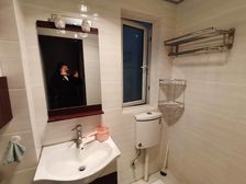 朵力7号1室2厅1卫南朝向30.0万元/套出售