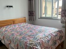 圣天湖东岸4室2厅2卫南朝向58.0万元/套出售