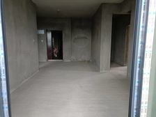 时代国际3室2厅2卫南朝向34.0万元/套出售