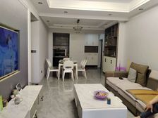 凤城华府二期3室2厅2卫南朝向49.8万元/套出售