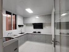 龙凤花园4室2厅2卫南朝向31.8万元/套出售