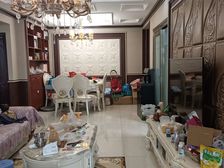 金科世界城3室2厅2卫南朝向43.8万元/套出售