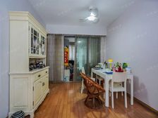 品质小区,小区中心位置,诚意出售,刚需好房