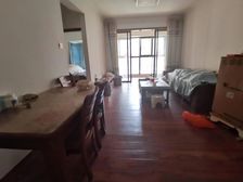 带电梯 近医院 产权清晰 中间楼层采光好 次新房 满五