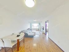 北京理工大学旁,墅区洋房,4室2厅3卫,随时看房,价格可商量