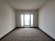 融创康桥融府三房 满二高层视野佳 总价152万