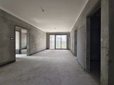 一梯两户,南北通户型,视野开阔,东边户