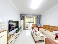 深惠城际800米 此房 税低 自住装修 看房方便