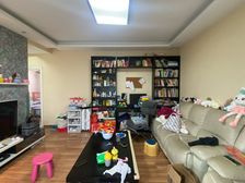 渝中区 红城丽景 二房 86万